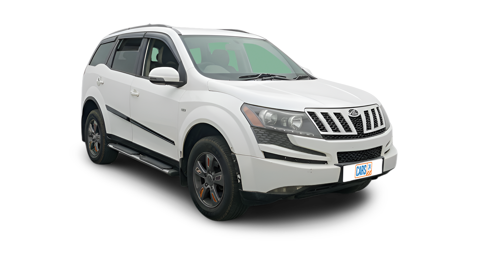 Mahindra XUV500-img